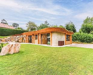 Vista exterior de Casa o xalet de lloguer en Camargo amb Calefacció, Jardí privat i Es permeten mascotes