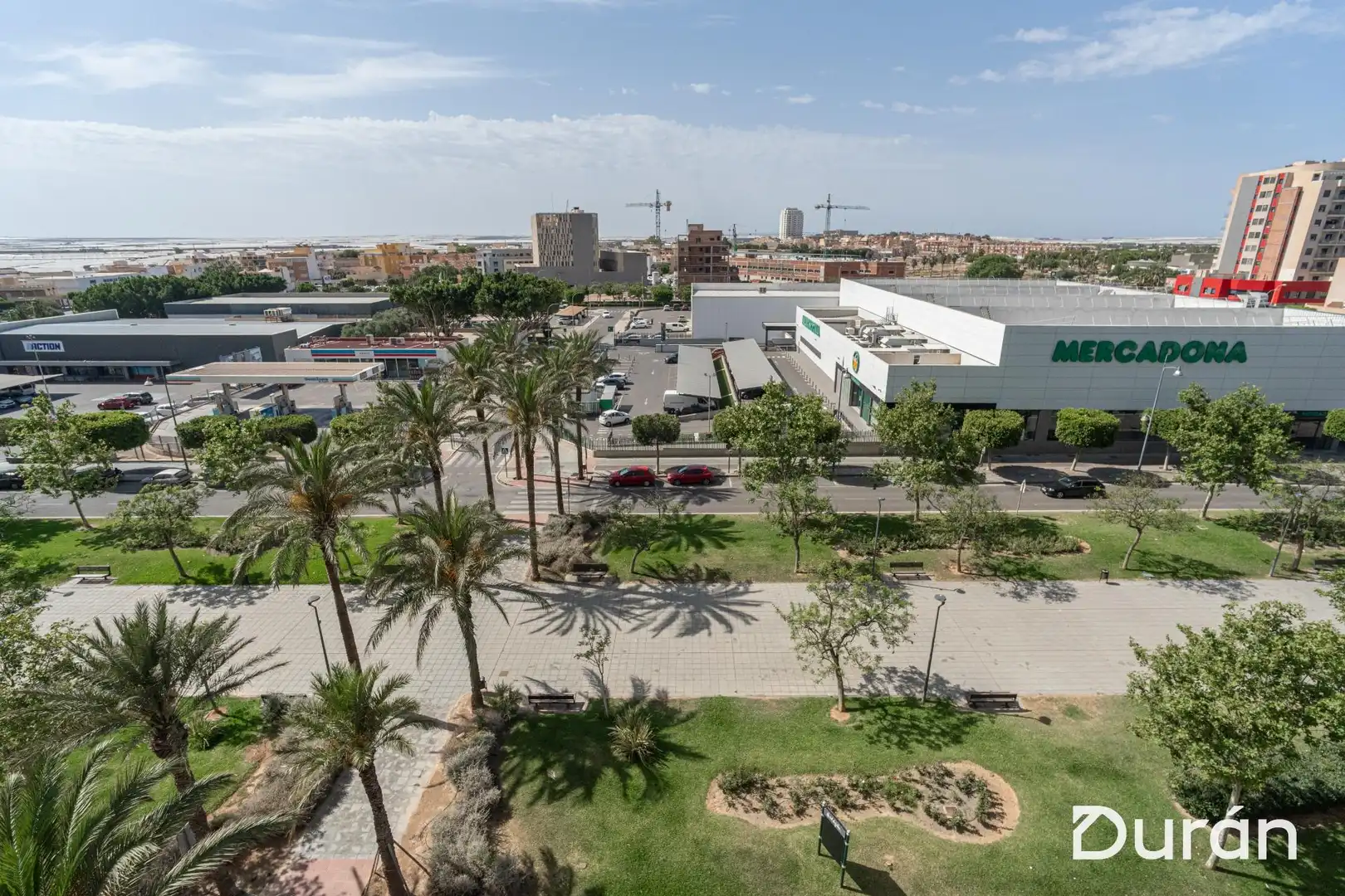 Exterior view of Flat for sale in El Ejido  with Parquet flooring, Terrace and Furnished