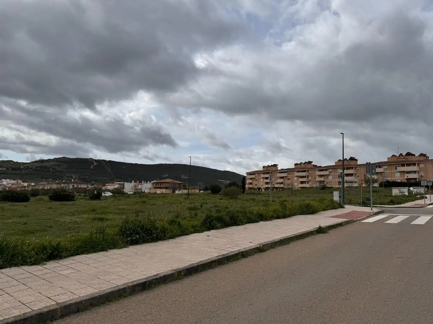 Residencial en venta en Calle Federica Montseny, 91, PAU 2-600