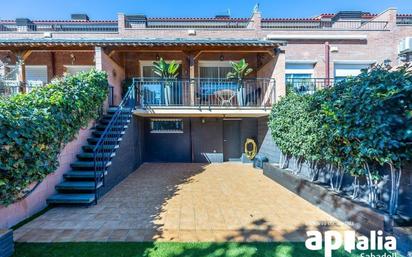 Terrassa de Casa adosada en venda en Castellar del Vallès amb Calefacció, Jardí privat i Terrassa