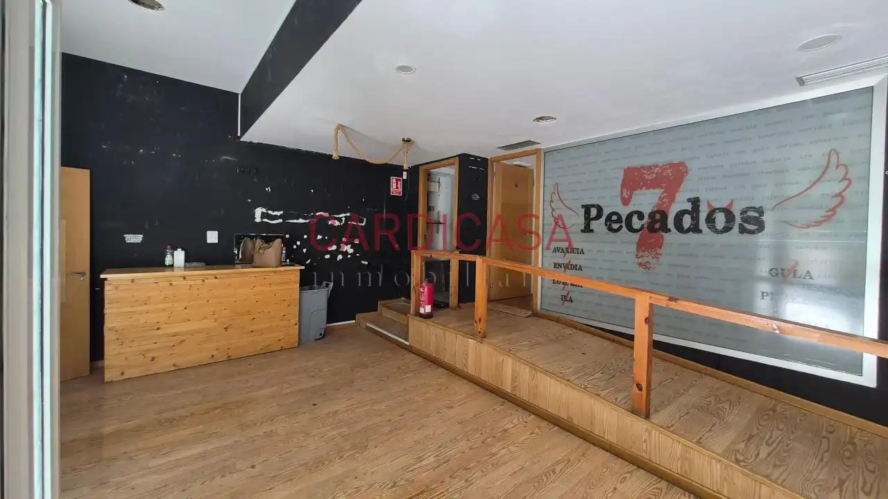 Local comercial en venda a canovas del castillo, imagen 4