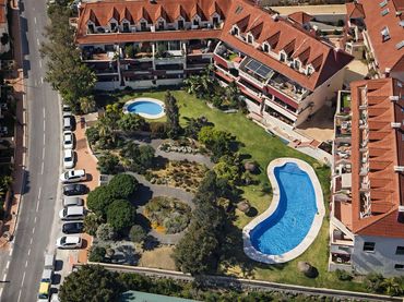 Pis amb piscina en venda a Torrequebrada