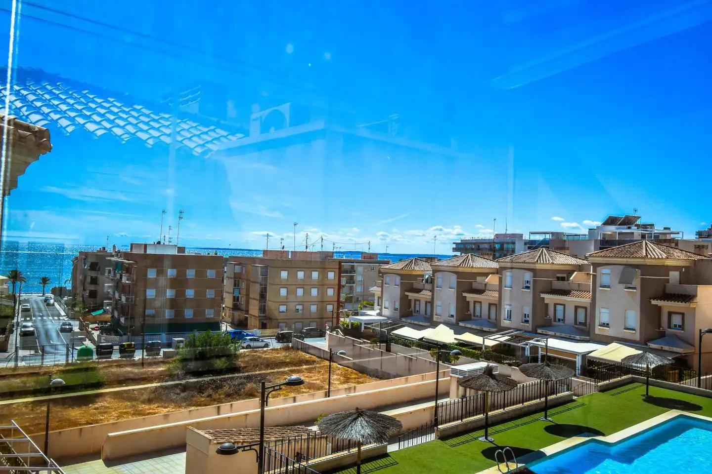 Vista exterior de Casa o chalet en venta en Santa Pola con Terraza, Piscina y Piscina comunitaria