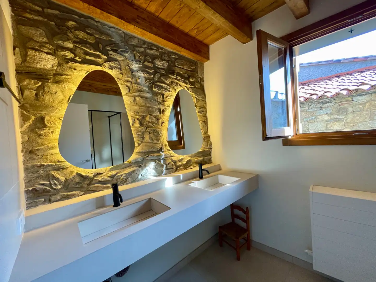 Baño de Finca rústica en venta en Setcases con Calefacción, Parquet y Trastero