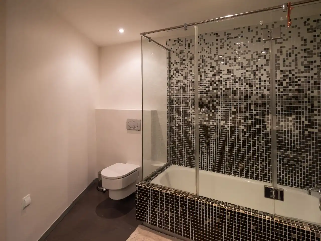 Bathroom of Flat for rent in Centre