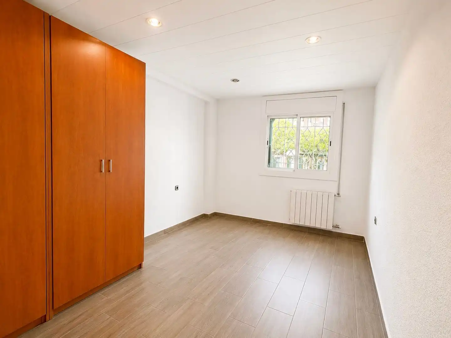 Habitación de Piso en venta en Badalona con Calefacción
