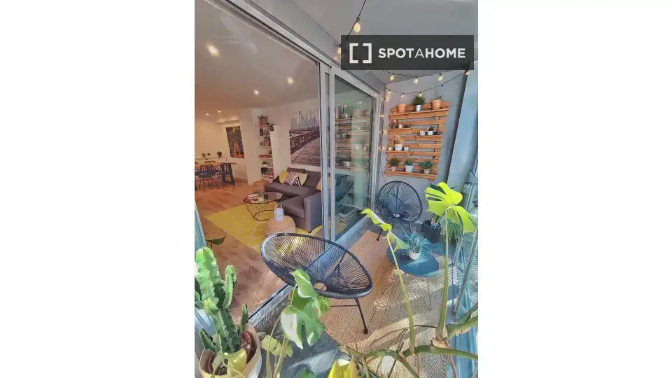 Flat with terrace to rent in Eixample, imagen 6