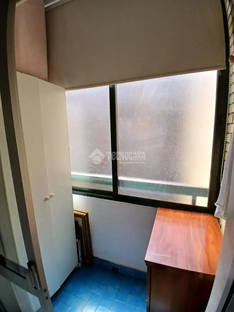 Habitación de Piso en venta en Sevilla con Aire acondicionado, Terraza y Balcón