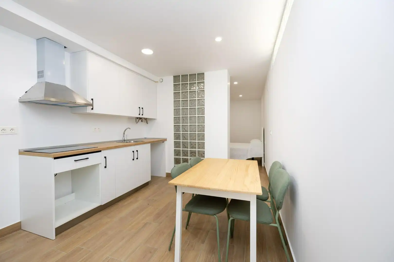 Cuina de Apartament en venda en Granada