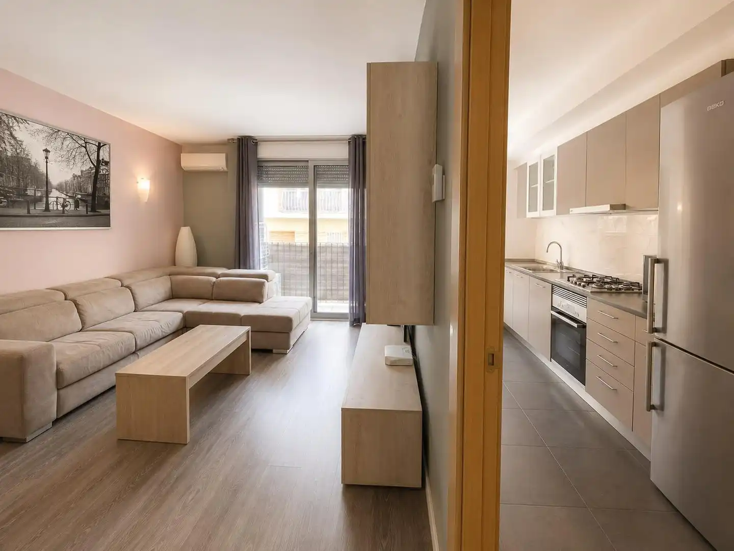 Sala d'estar de Pis en venda en Santa Coloma de Gramenet amb Aire condicionat, Calefacció i Balcó