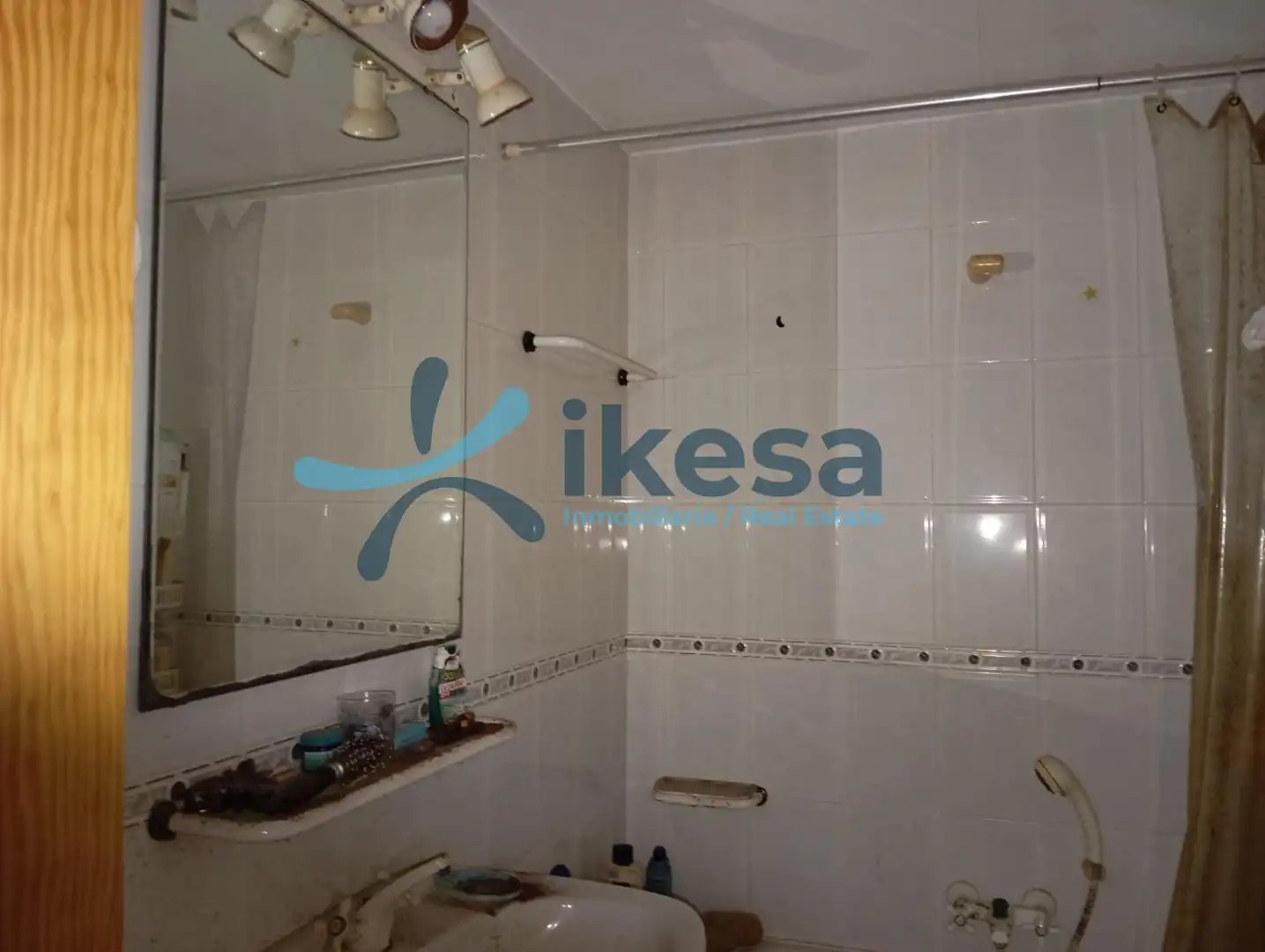 Piso en venta en Angustias - Chana - Encina