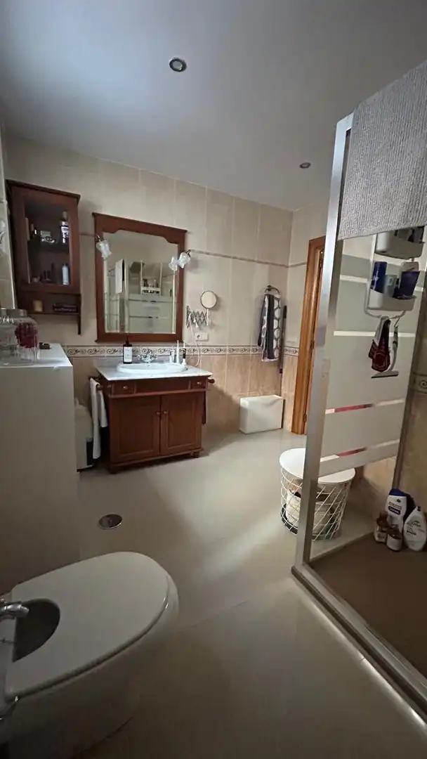 Baño de Piso en venta en Algeciras con Aire acondicionado y Trastero
