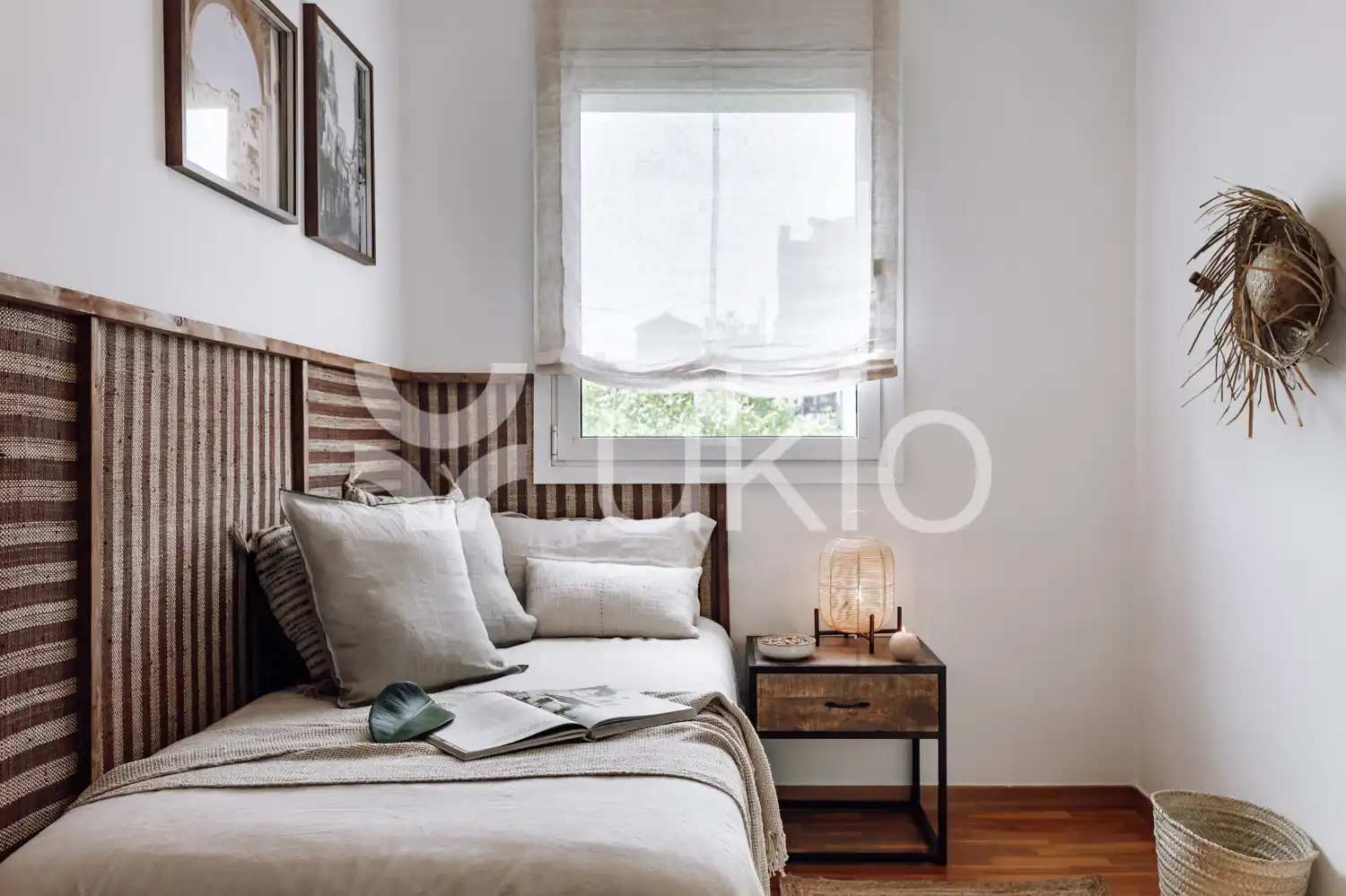 Dormitori de Apartament de lloguer en Barcelona amb Aire condicionat, Calefacció i Jardí privat