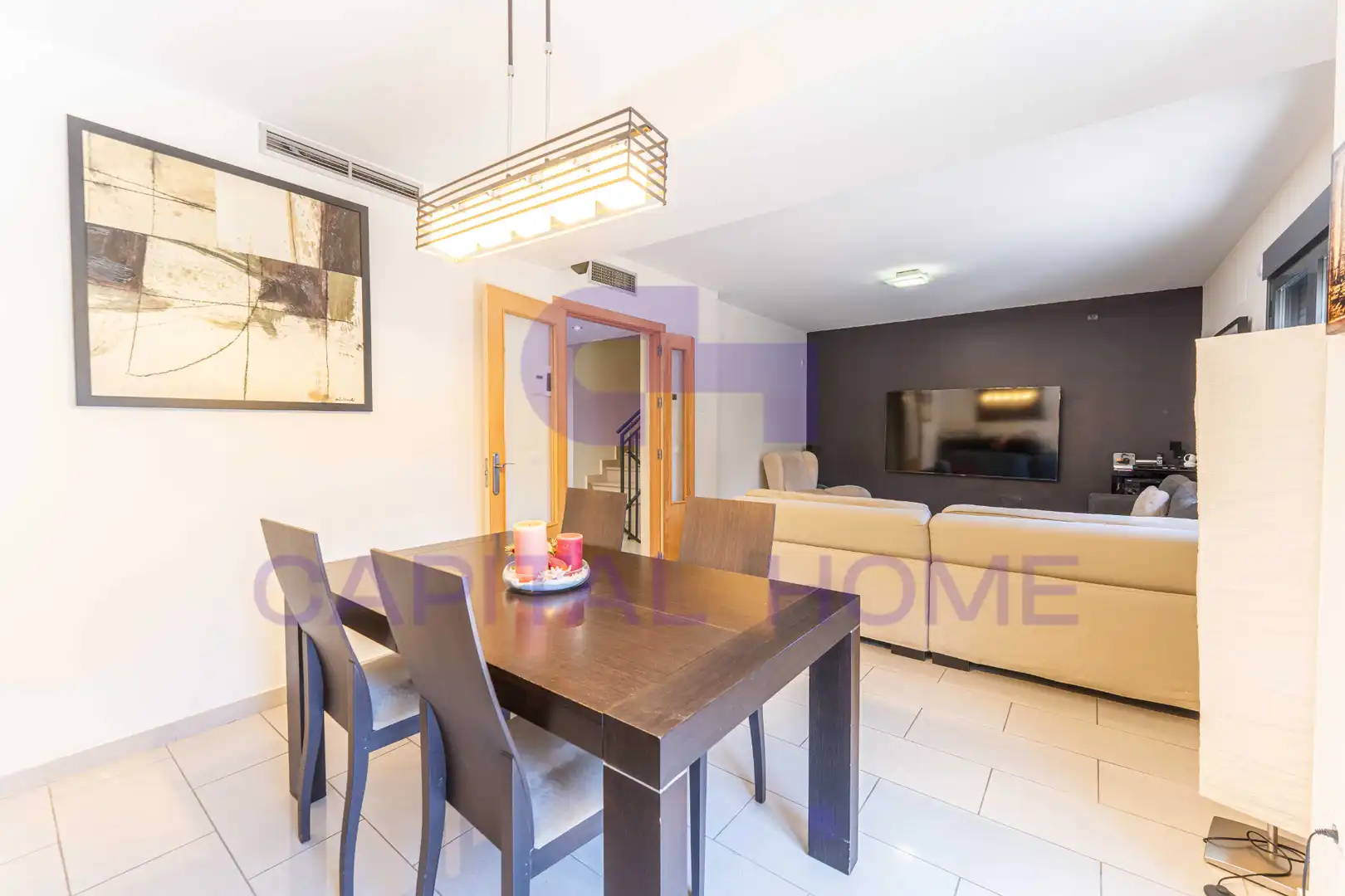 Sala de estar de Casa adosada en venta en Navalcarnero con Aire acondicionado, Calefacción y Jardín privado