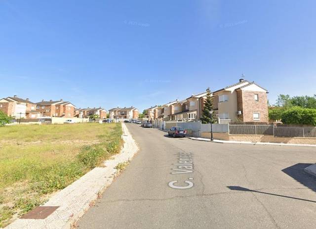 Casa-chalet en Venta en Ugena