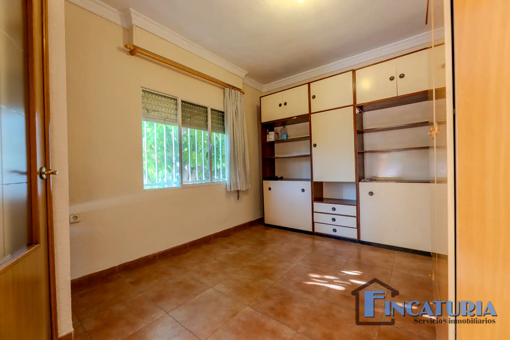 Habitación de Casa o chalet en venta en Riba-roja de Túria con Aire acondicionado, Jardín privado y Terraza