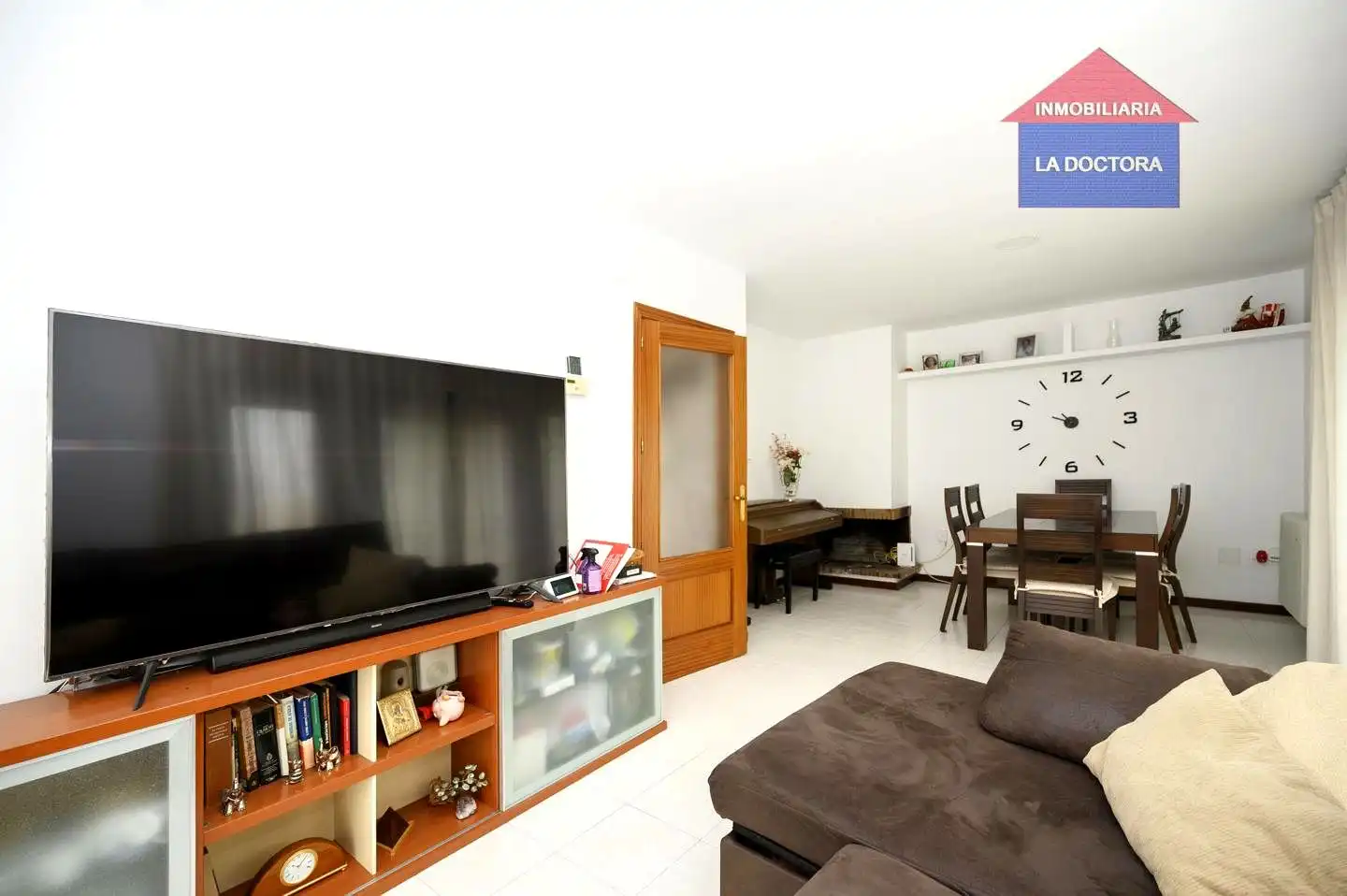 Sala de estar de Casa o chalet en venta en Navalcarnero con Calefacción, Jardín privado y Terraza