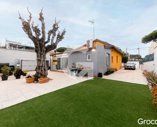 Exterior view of House or chalet for sale in Castelldefels  with Air Conditioner, Heating and Private garden