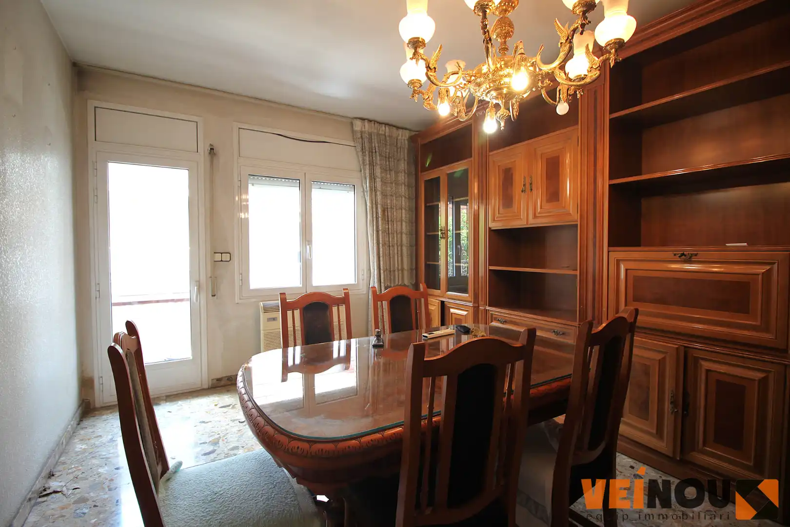 Comedor de Casa adosada en venta en Cornellà de Llobregat con Terraza y Balcón