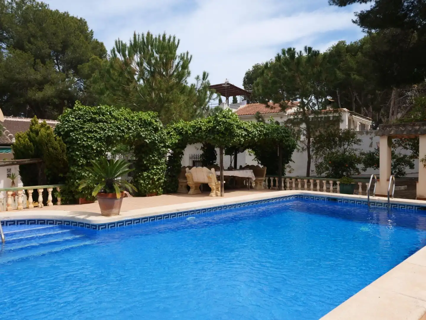 Swimming pool of Houses for sale in Torrevieja  with Air Conditioner, Private garden and Terrace