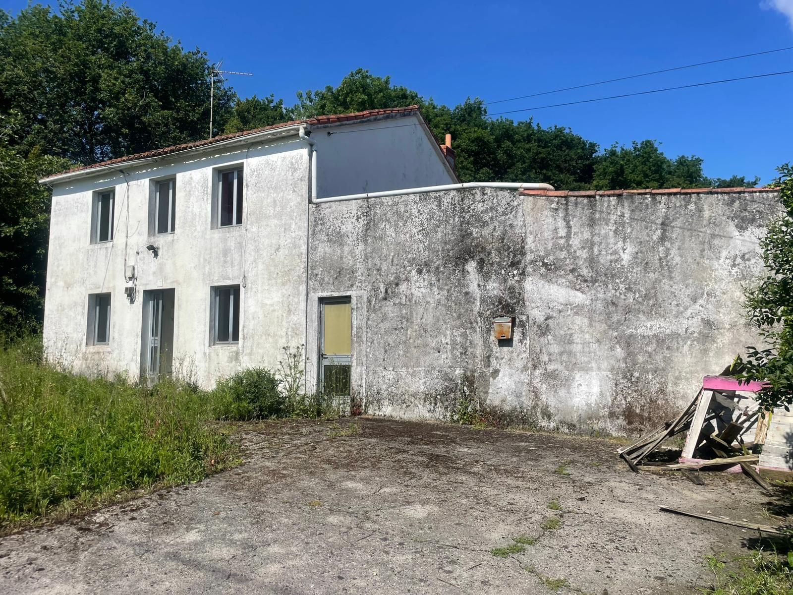 Exterior view of House or chalet for sale in Santiago de Compostela 