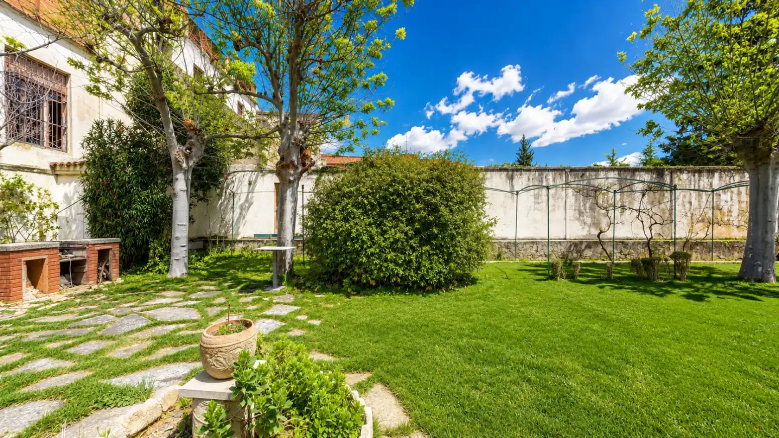 Jardí de Casa o xalet en venda en Tafalla amb Calefacció, Jardí privat i Parquet