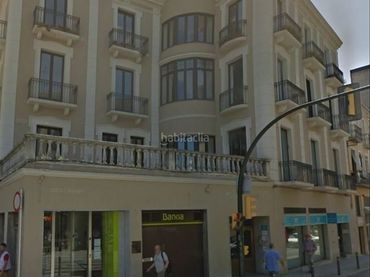 Oficina amb ascensor de lloguer a Avinguda Països Catalans 1