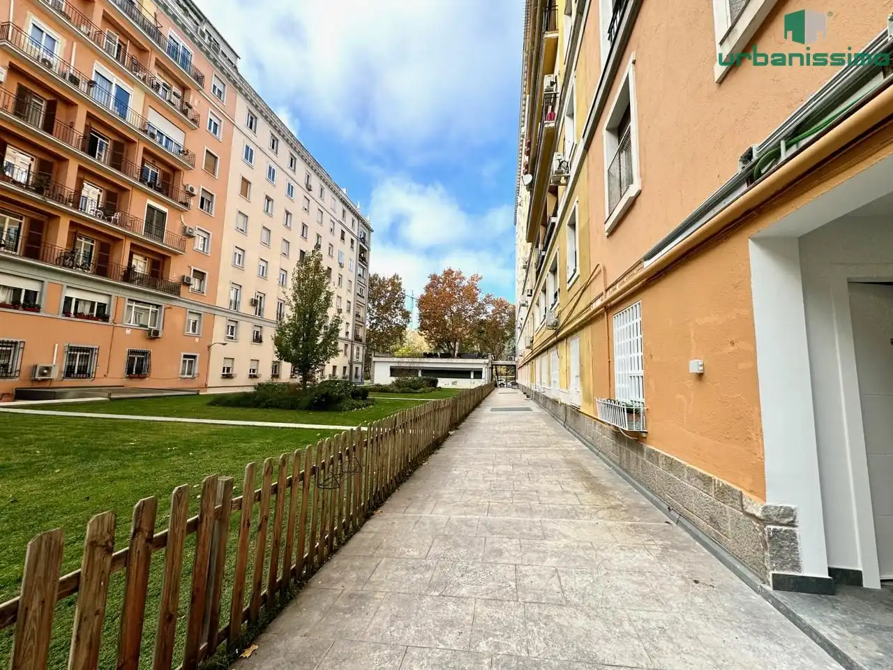 Vista exterior de Apartament de lloguer en Madrid amb Aire condicionat, Calefacció i Moblat