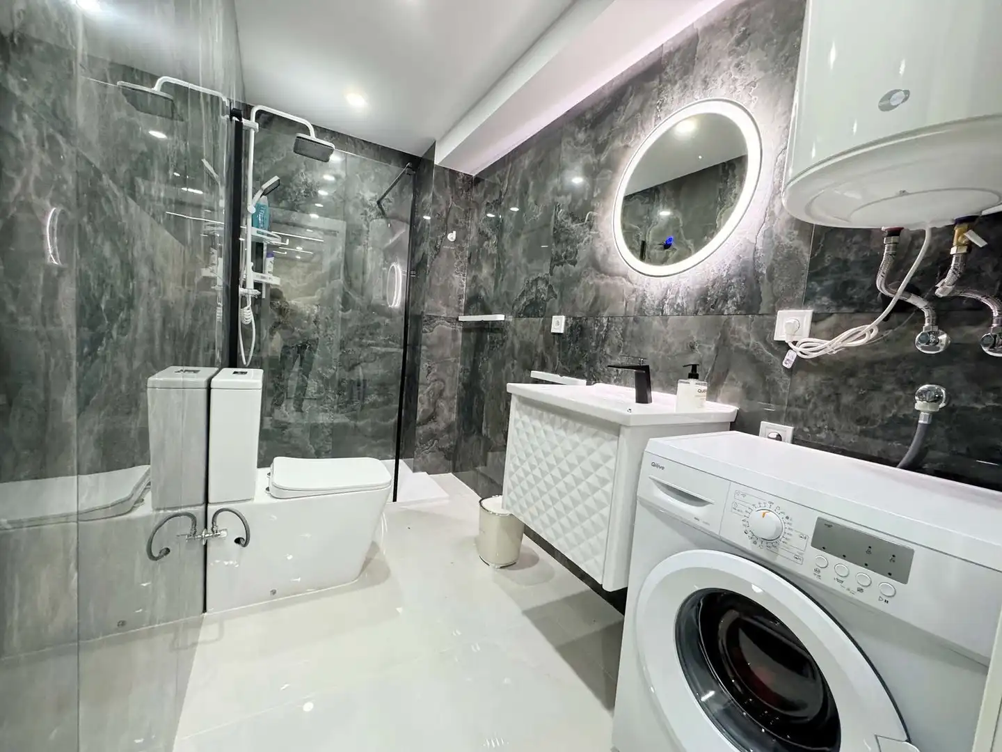 Baño de Piso en venta en Alicante / Alacant con Jardín privado y Terraza