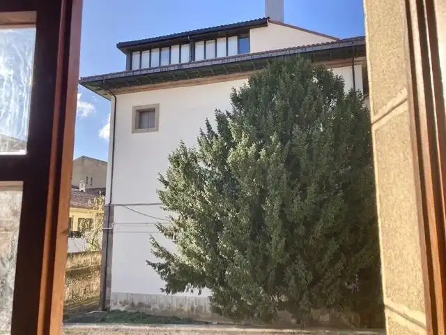 Außenansicht von Wohnungen zur Miete in Oviedo  mit Heizung und Möbliert
