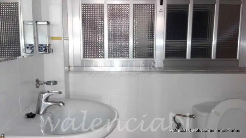 Office space with lift to rent in Ciutat Vella, imagen 4