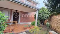 Jardí de Casa adosada en venda en San Morales amb Calefacció, Jardí privat i Terrassa