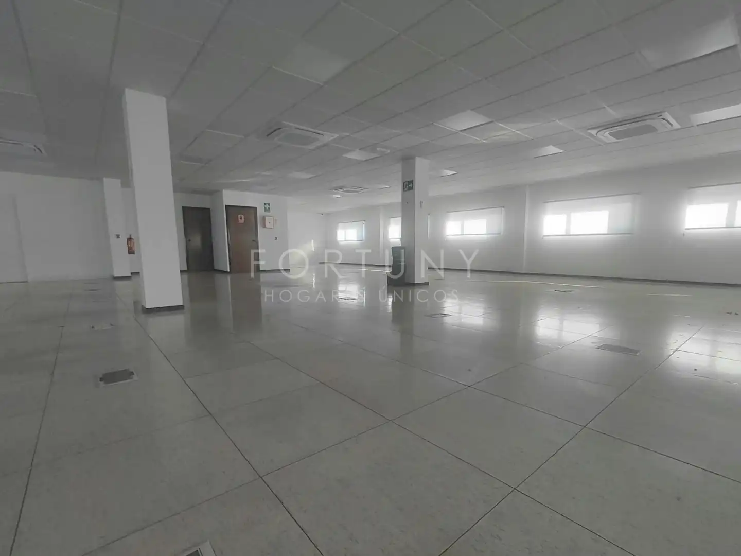 Nave industrial in affitto a Calle de Marie Curie 9A, imagen 2