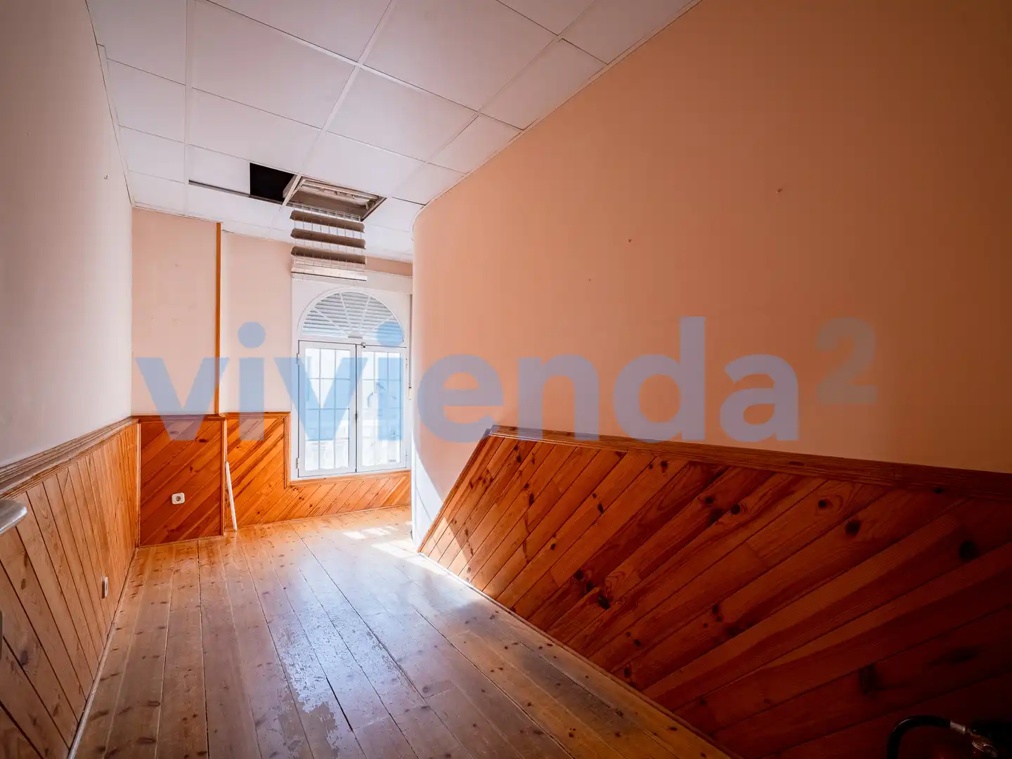 Büro zur Miete in Madrid mit Klimaanlage, Heizung und Terrasse