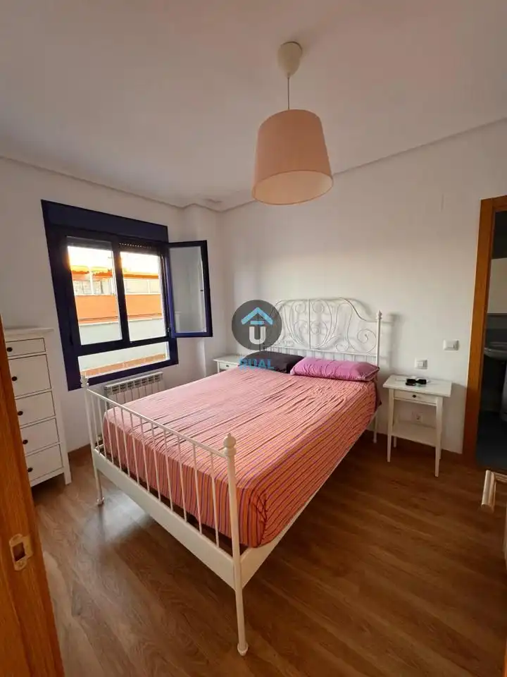 Bedroom of Flat for sale in Talavera de la Reina  with Terrace, Storage room and Furnished