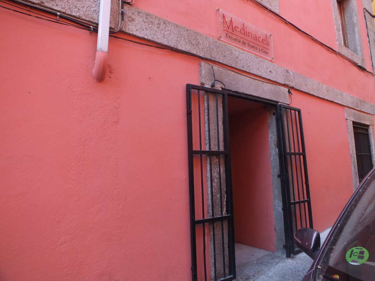 Exterior view of Premises for sale in San Lorenzo de El Escorial