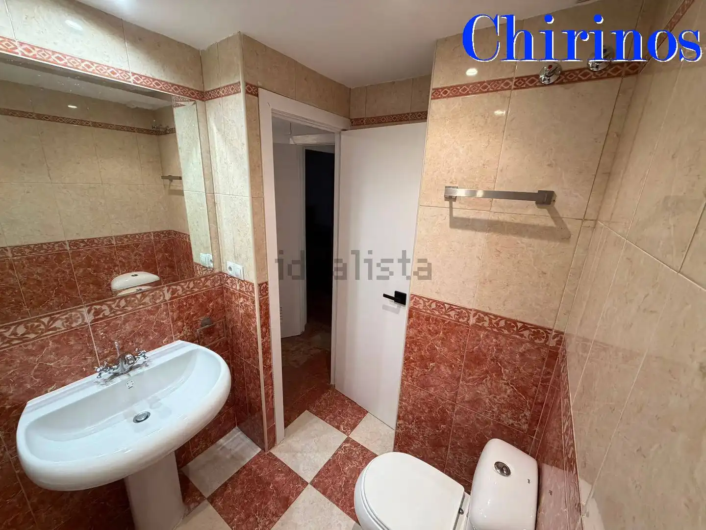 Bathroom of Flat for rent in Córdoba  with Air Conditioner, Furnished and Washing machine