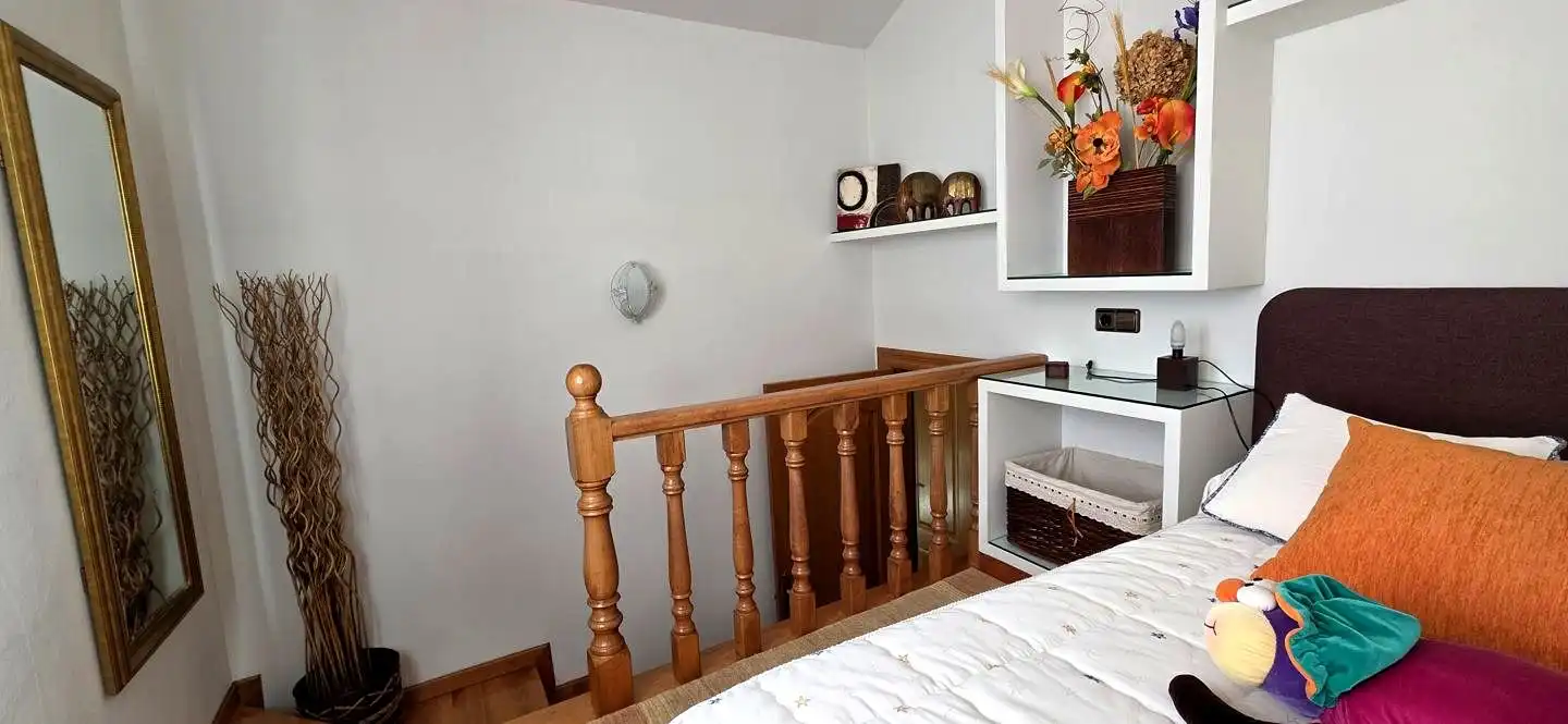 Bedroom of Houses for sale in Valdés - Luarca  with Heating, Private garden and Parquet flooring