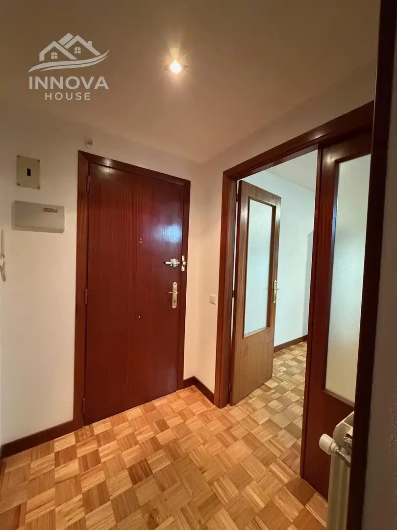 Flat for rent in Avenida Vicente Aleixandre, Sector Plaza de Toros