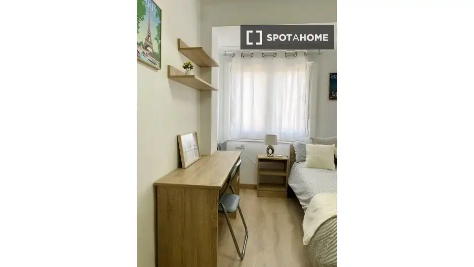 Schlafzimmer von Wohnungen zur untervermieten in Zaragoza mit Klimaanlage, Heizung und Terrasse