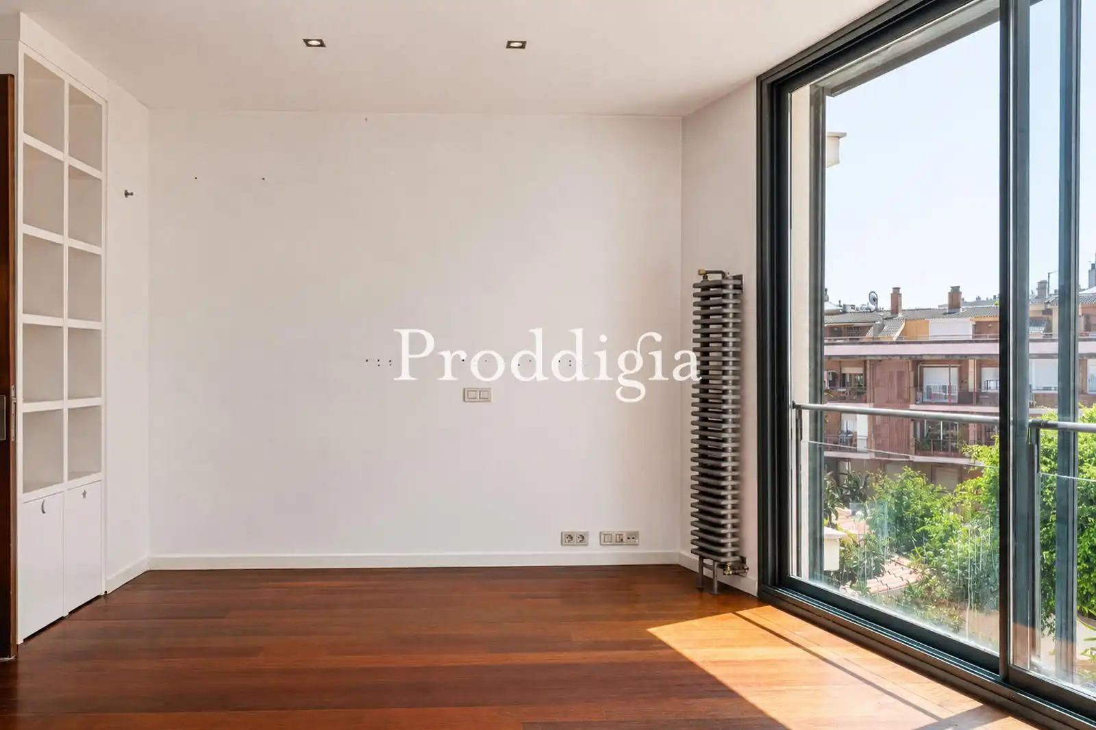 Dormitori de Casa o xalet en venda en Barcelona amb Aire condicionat, Calefacció i Terrassa