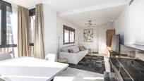 Living room of Apartment for sale in  Madrid Capital  with Air Conditioner, Heating and Swimming Pool