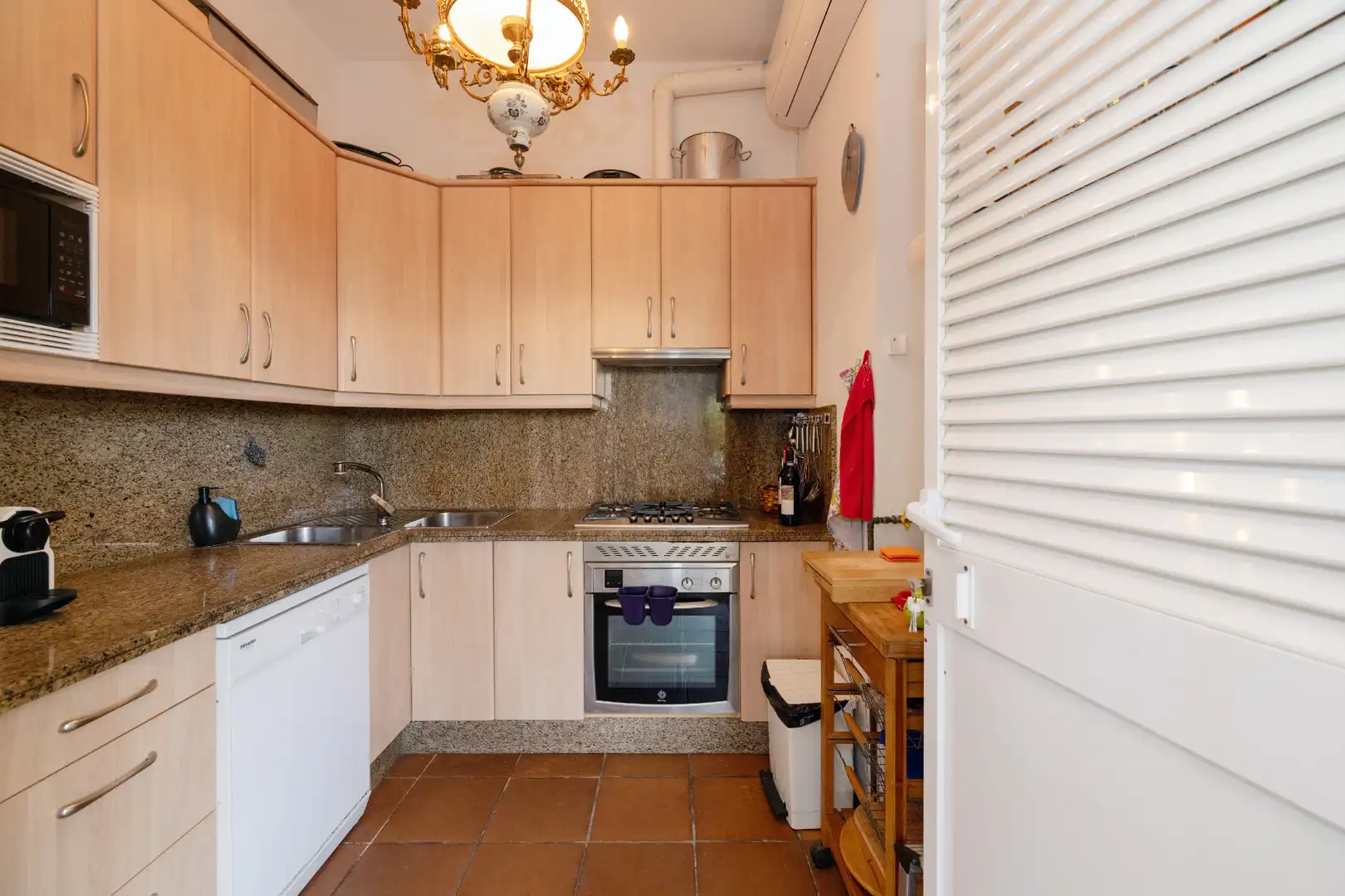 Cocina de Casa adosada en venta en Málaga con Aire acondicionado, Calefacción y Jardín privado