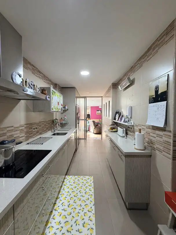 Kitchen of Flat for sale in Sevilla  with Air Conditioner and Heating