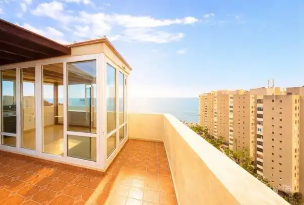 Attic for rent in Calle PASEO DEL COLORADO, Playamar - Benyamina