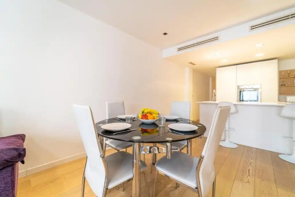 Menjador de Apartament en venda en Alicante / Alacant amb Aire condicionat, Calefacció i Parquet