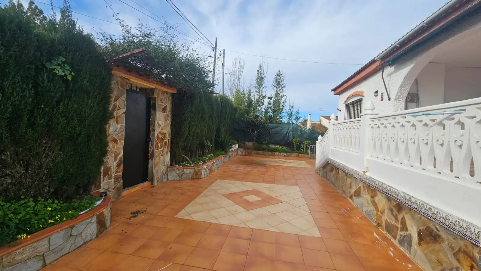 Jardí de Casa o xalet en venda en Torrent amb Aire condicionat, Terrassa i Piscina
