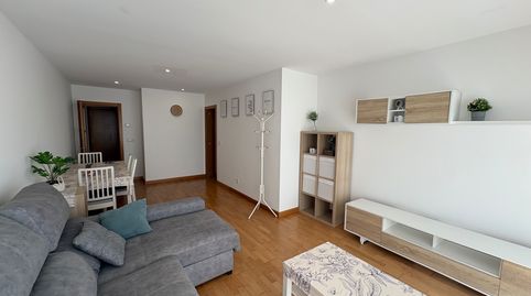 Foto 4 de Piso de alquiler en Rúa Garda, Alto del Castaño, Narón