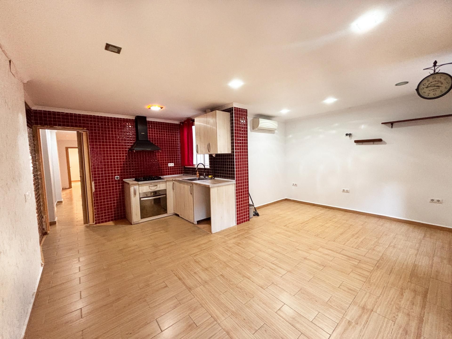 Cuina de Pis en venda en Paiporta amb Aire condicionat i Balcó