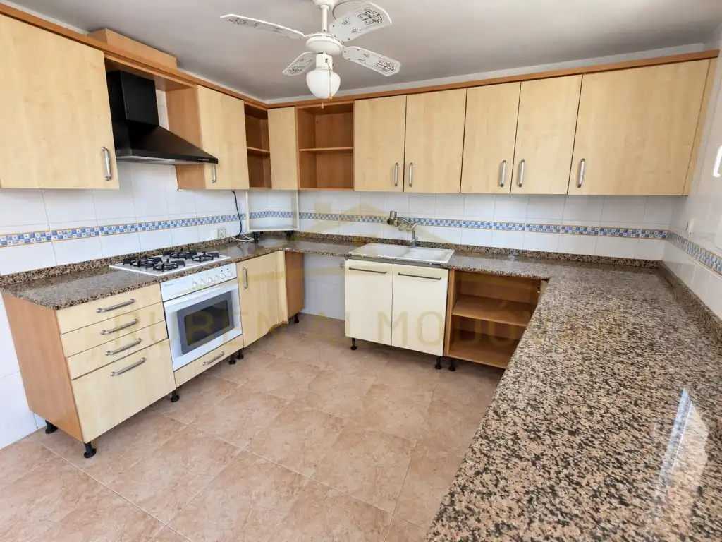 Terraced house for sale in Calle Vega Baja 11, imagen 4